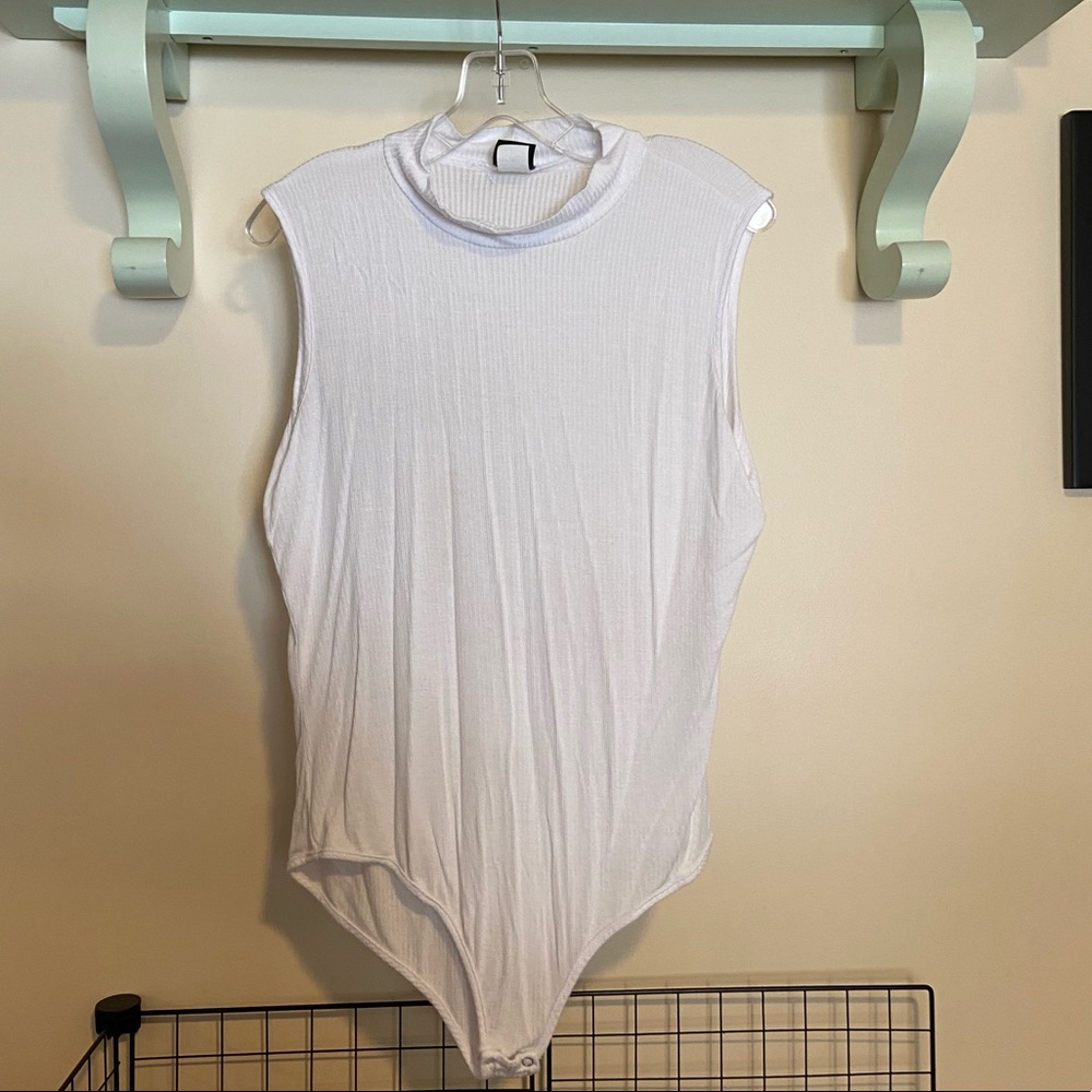 Slinky body suit